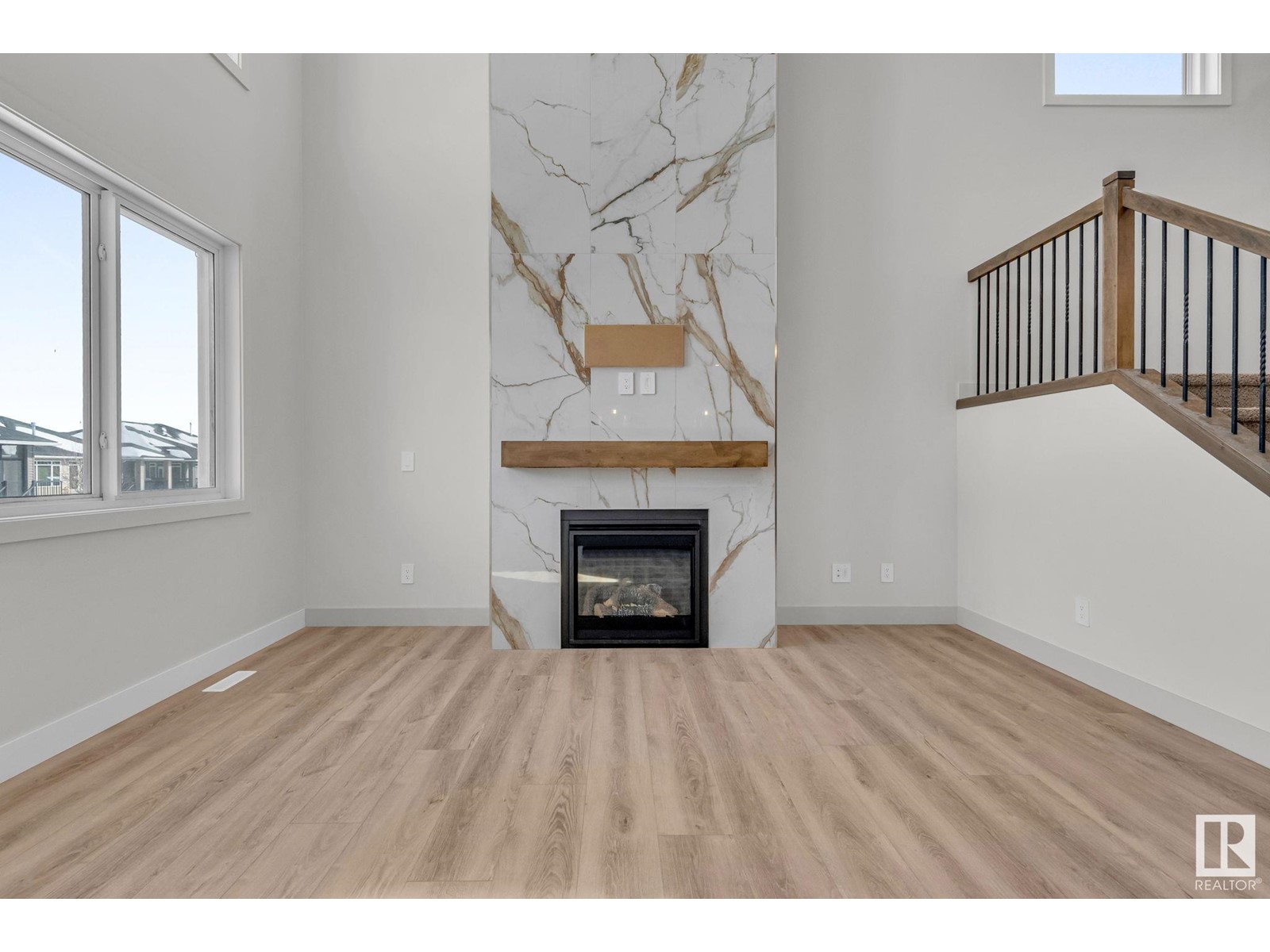 Property at 7 HOLT CV image 5