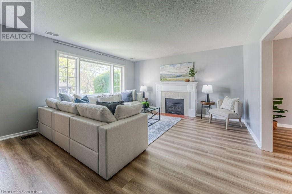 202 Forsyth Drive, Waterloo, Ontario  N2L 1A2 - Photo 13 - 40724333