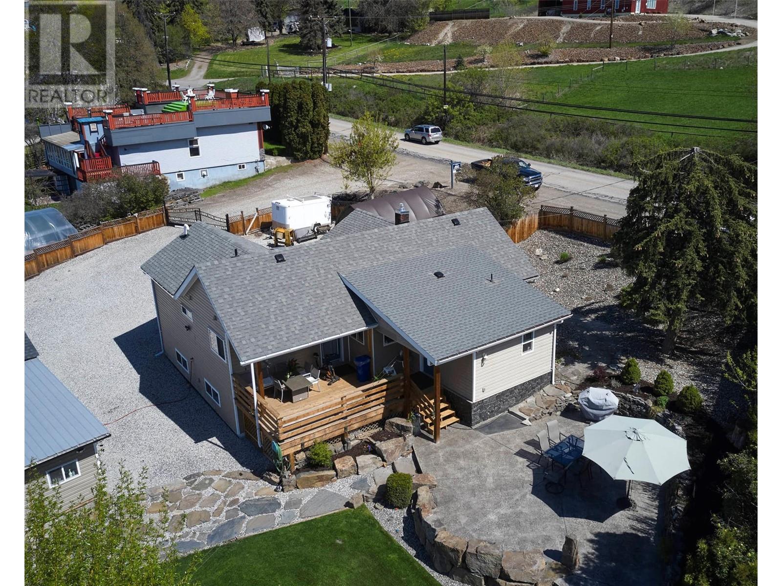 7874 Pleasant Valley Road, Vernon, British Columbia  V1B 3R9 - Photo 1 - 10344650