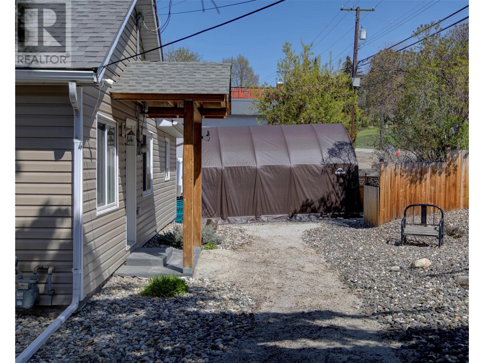 7874 Pleasant Valley Road, Vernon, British Columbia  V1B 3R9 - Photo 35 - 10344650