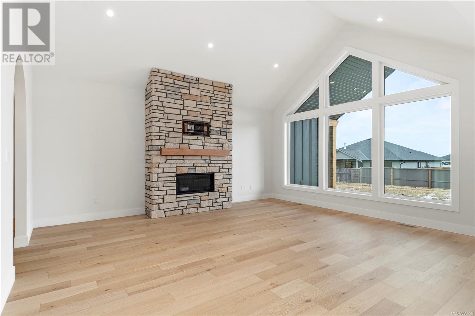 3428 Rhys Rd, Courtenay, British Columbia  V9N 7G3 - Photo 9 - 998020
