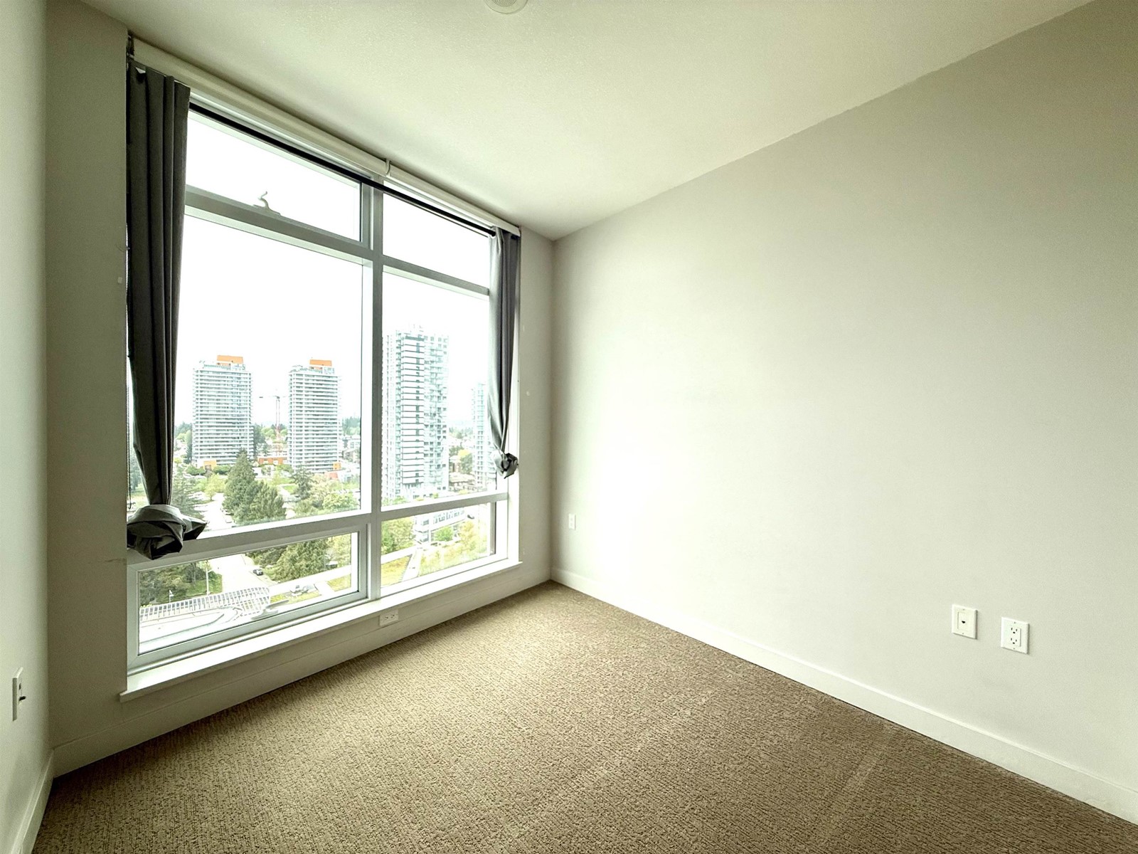 1606 13495 Central Avenue, Surrey, British Columbia V3T 0K2 - Photo 13 - R2989305