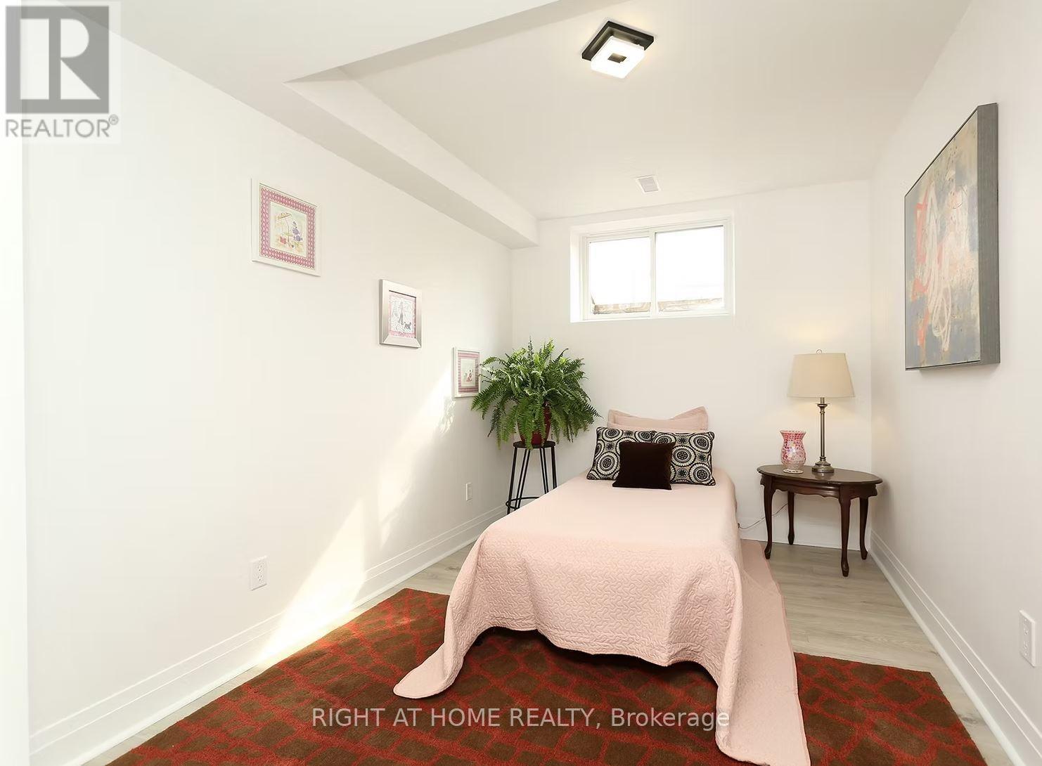 35 Woodward Avenue, Brampton, Ontario  L6V 1K2 - Photo 41 - W12126200