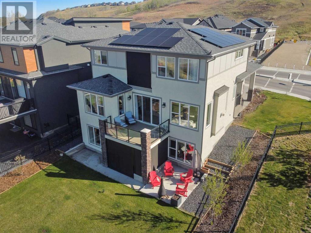 Property at 9 Cranbrook Cape SE image 4