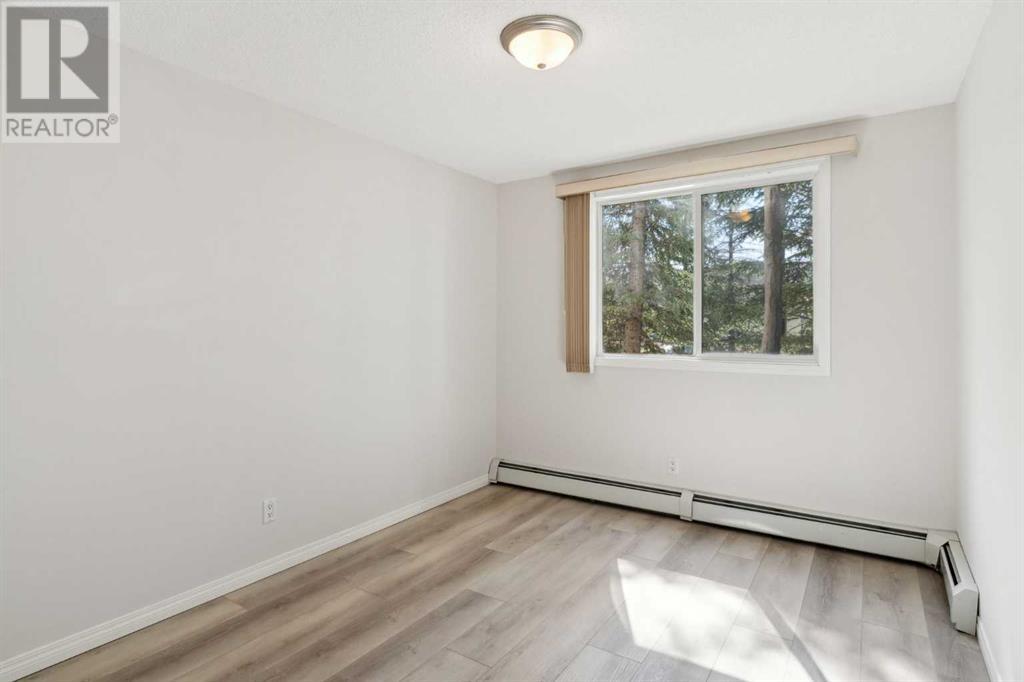 111, 2022 Canyon Meadows Drive Se, Calgary, Alberta  T2J 7H1 - Photo 17 - A2219086