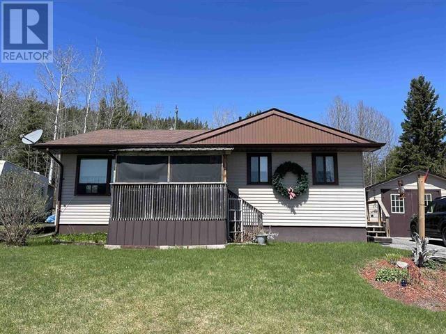 9 Swallow Dr, Manitouwadge, Ontario  P0T 2C0 - Photo 2 - TB250302
