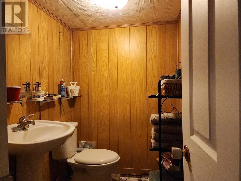 9 Swallow Dr, Manitouwadge, Ontario  P0T 2C0 - Photo 19 - TB250302