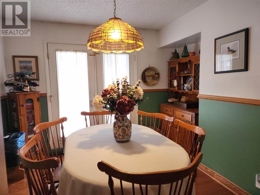 9 Swallow Dr, Manitouwadge, Ontario  P0T 2C0 - Photo 7 - TB250302