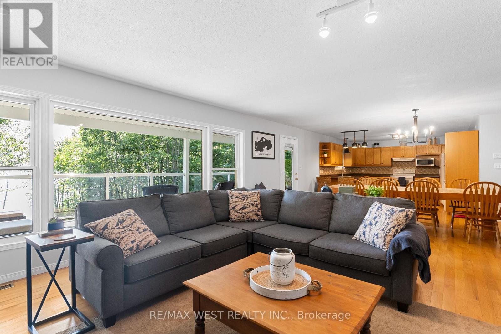 501 Golf Course Road, Chisholm, Ontario  P0H 1Z0 - Photo 6 - X12131917
