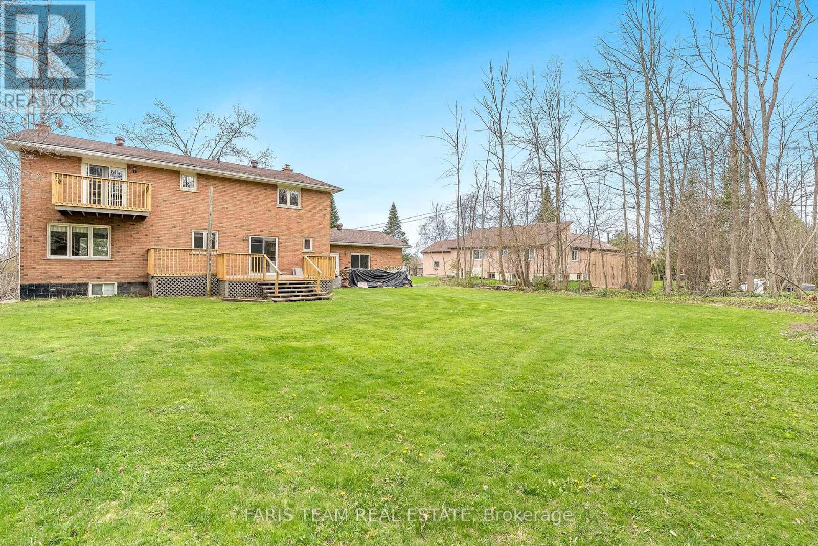 168 Lakeshore Road W, Oro-Medonte, Ontario  L0L 2E0 - Photo 21 - S12133105