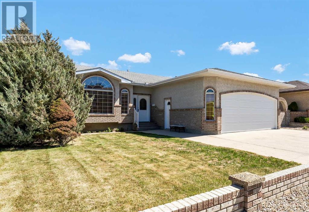 9 Park Meadows Drive Se, Medicine Hat, Alberta  T1B 4C3 - Photo 2 - A2218467