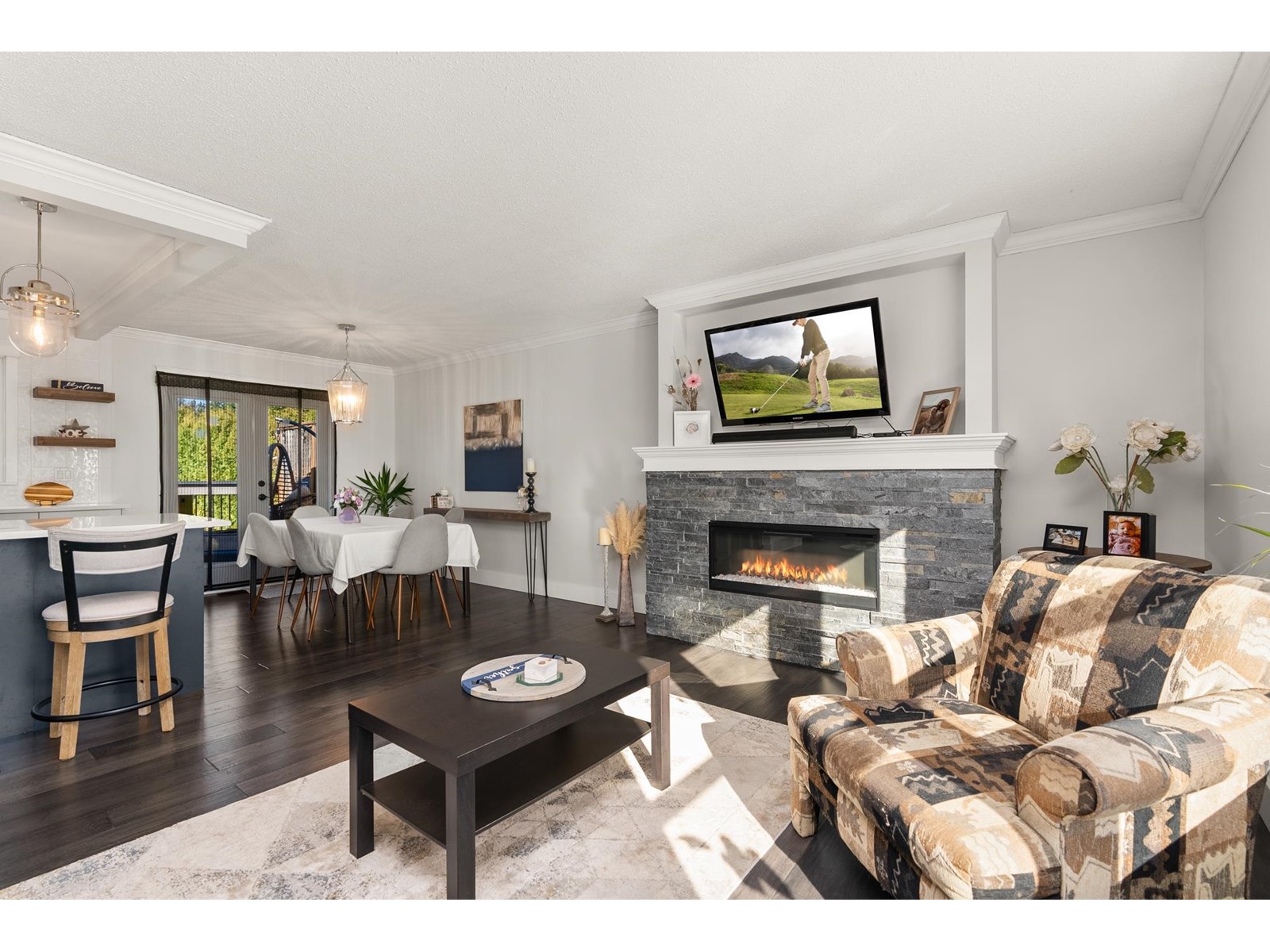 34643 St Matthews Way, Abbotsford, British Columbia  V2S 5L4 - Photo 7 - R2998131