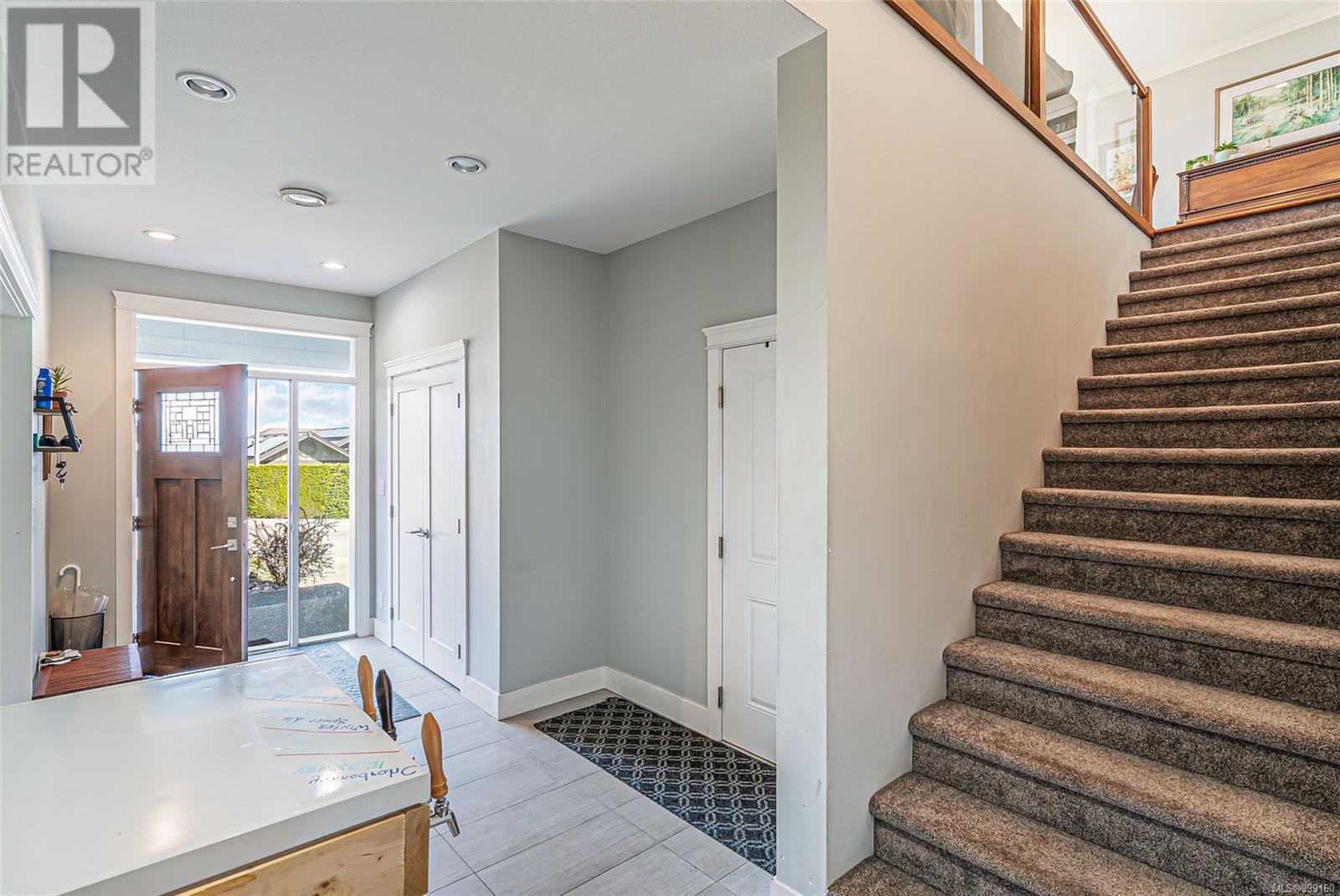 Property at 4619 Laguna Way image 3