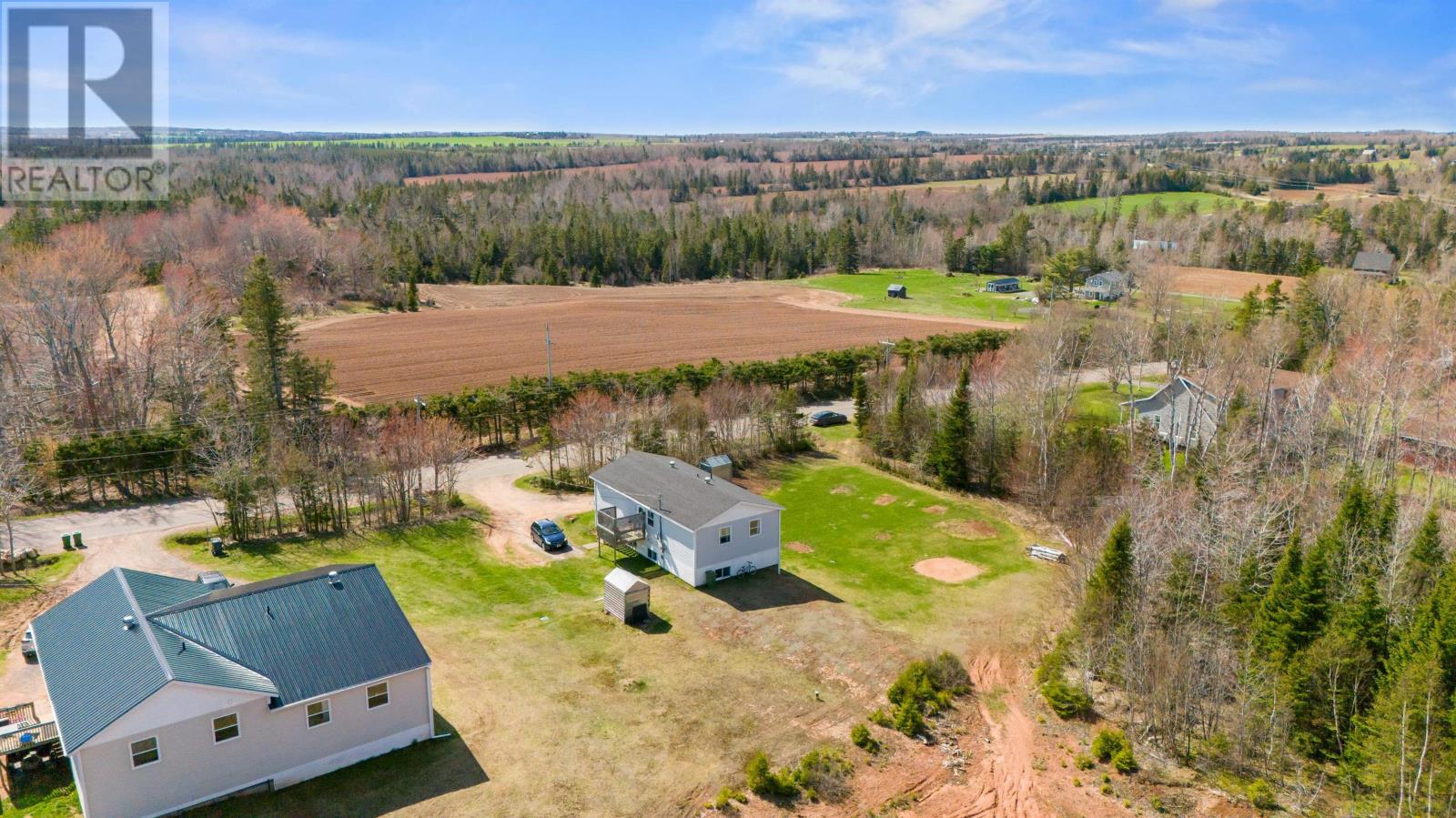 5819-21 Campbell Road, Victoria Cross, Prince Edward Island  C0A 1R0 - Photo 3 - 202510311