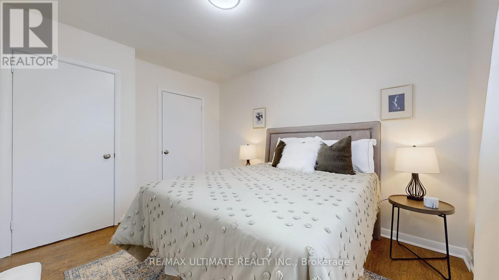 24 Rexway Drive, Halton Hills, Ontario  L7G 1P8 - Photo 8 - W12131727