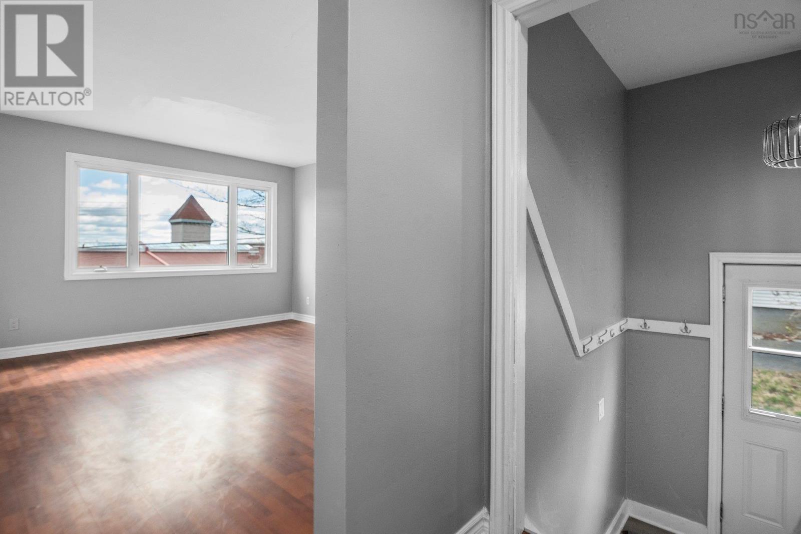 Property at 9 Kidston Road image 3