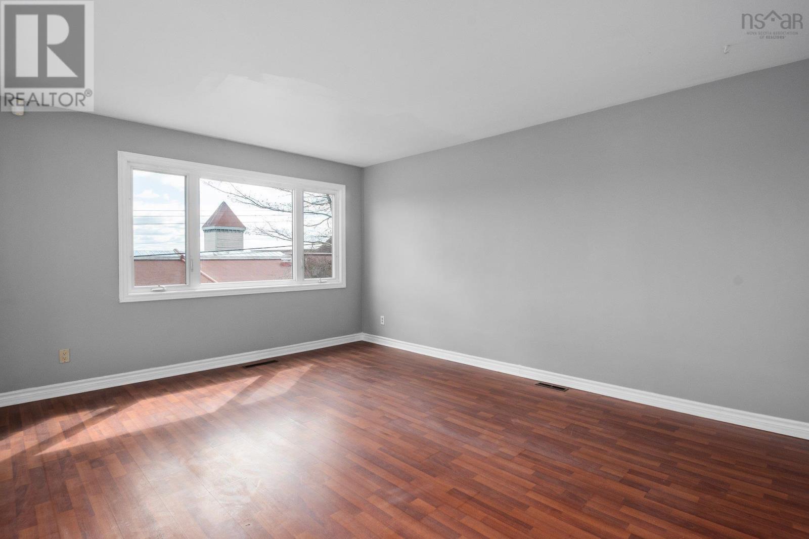 Property at 9 Kidston Road image 4
