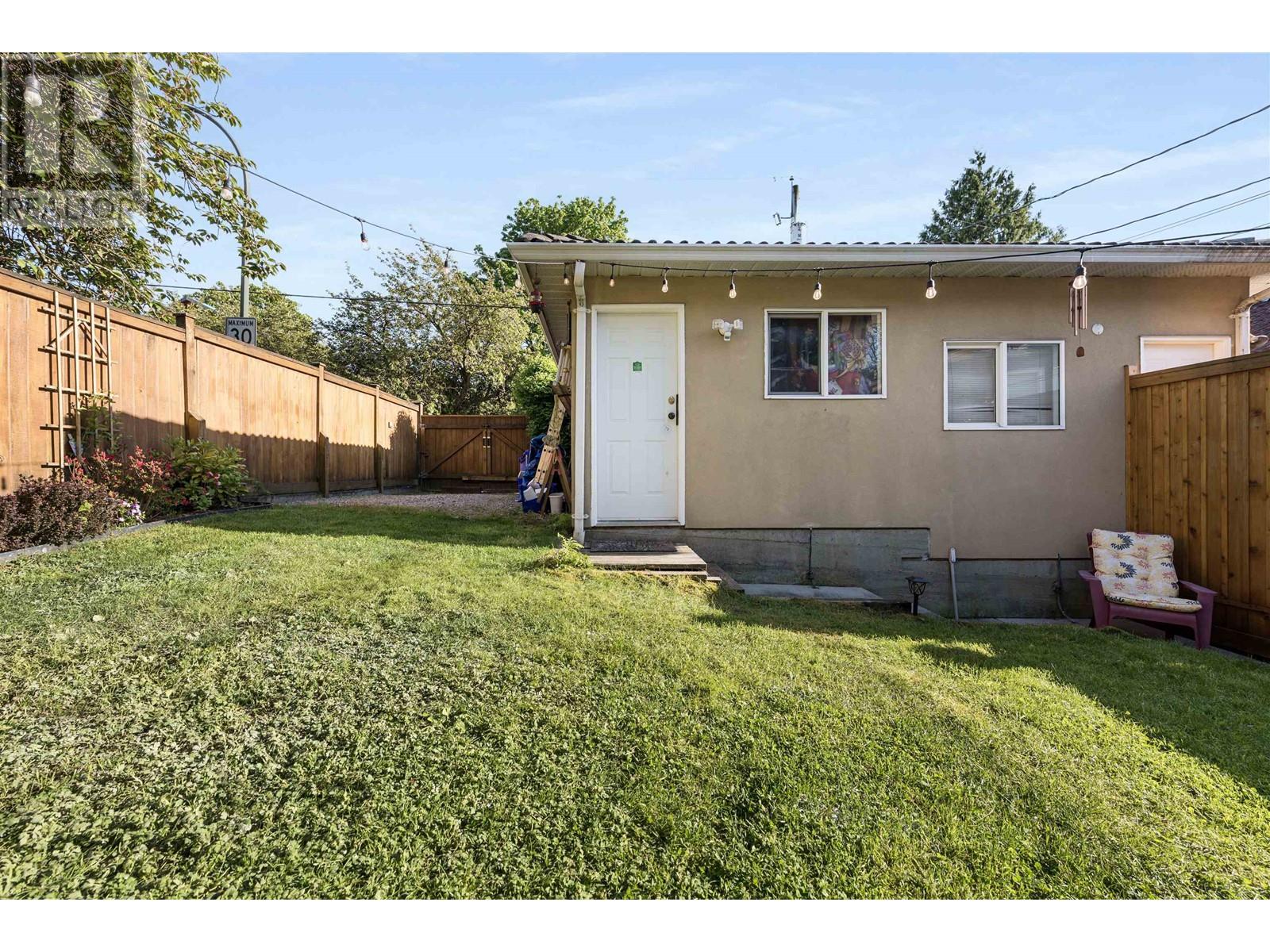 1801 Lakewood Drive, Vancouver, British Columbia  V4N 4T3 - Photo 24 - R3000253