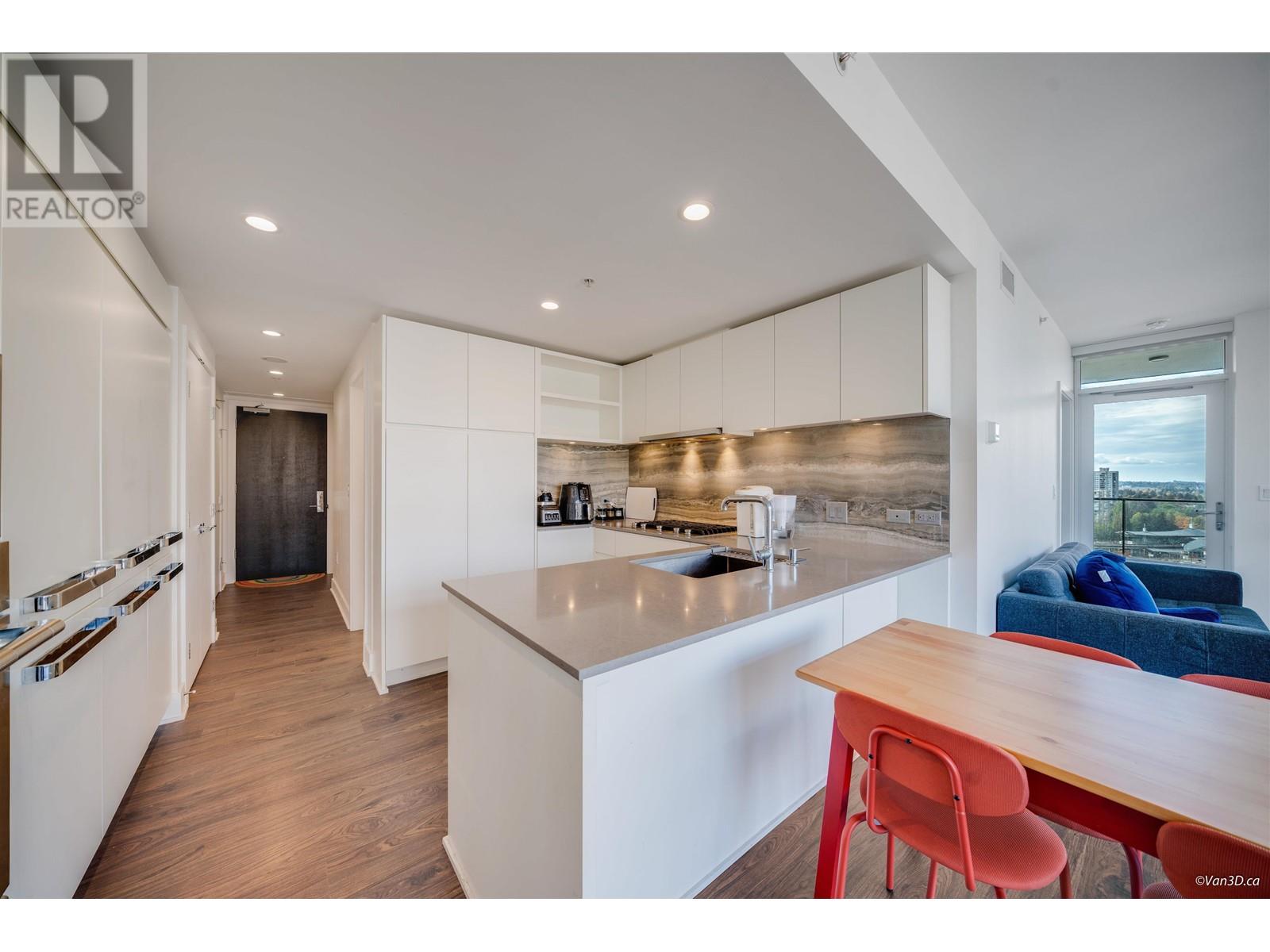 1010 450 Westview Street, Coquitlam, British Columbia  V3K 6C3 - Photo 14 - R3000256