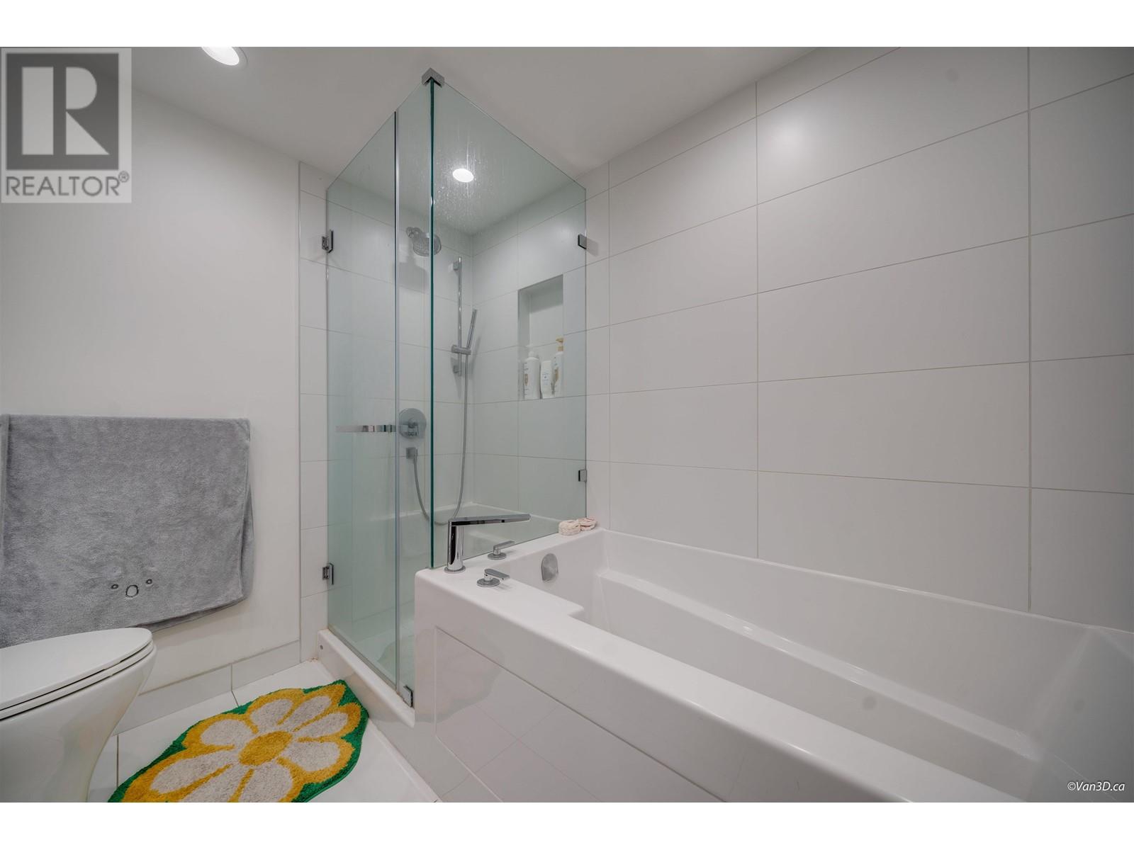 1010 450 Westview Street, Coquitlam, British Columbia  V3K 6C3 - Photo 20 - R3000256