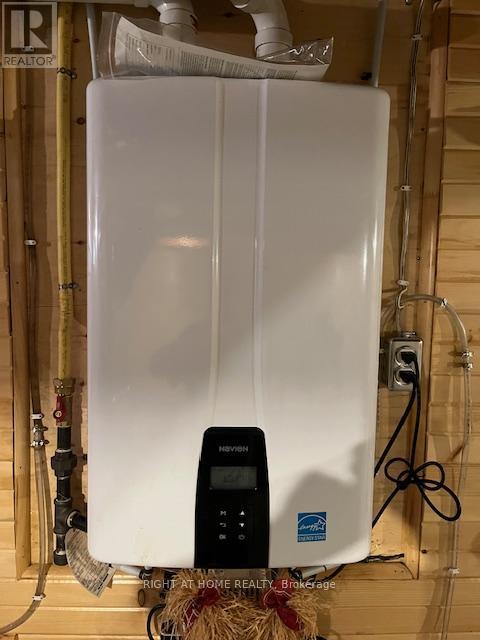 72 Kelly Street, Madawaska Valley, Ontario  K0J 1B0 - Photo 13 - X12109853