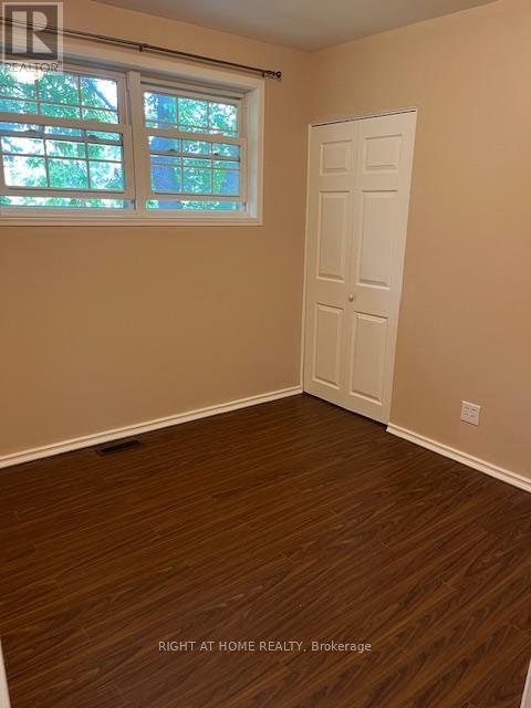 72 Kelly Street, Madawaska Valley, Ontario  K0J 1B0 - Photo 5 - X12109853