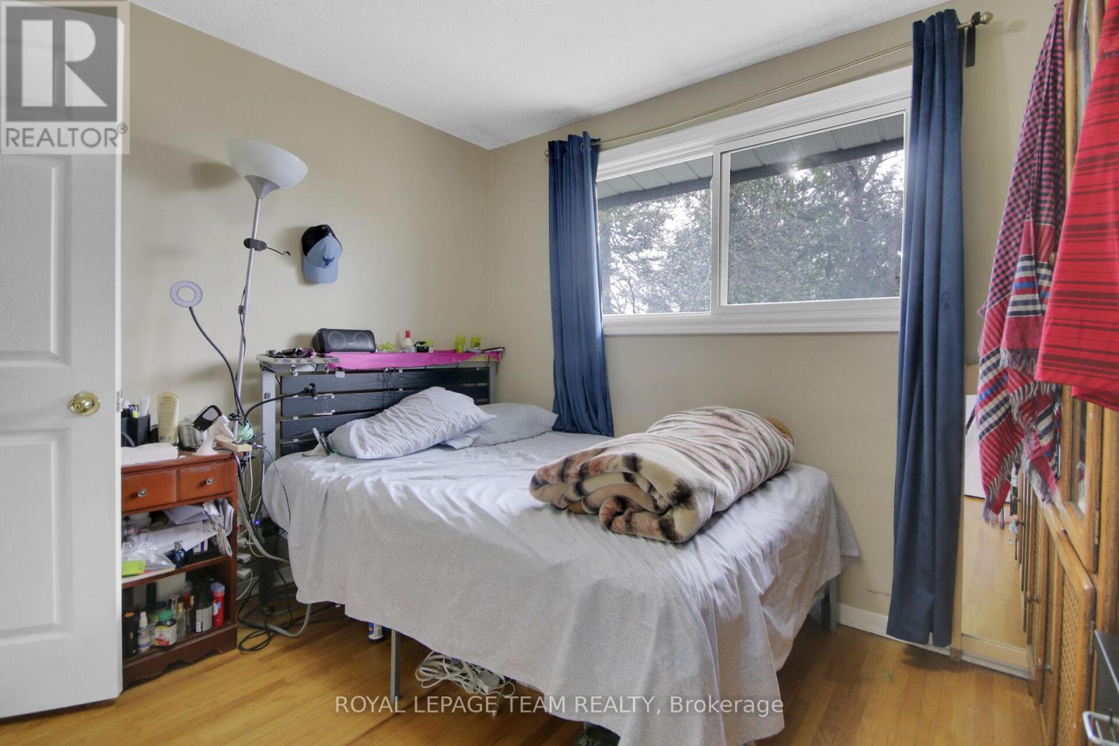 52 Bowhill Avenue, Ottawa, Ontario  K2E 6S7 - Photo 23 - X12134344
