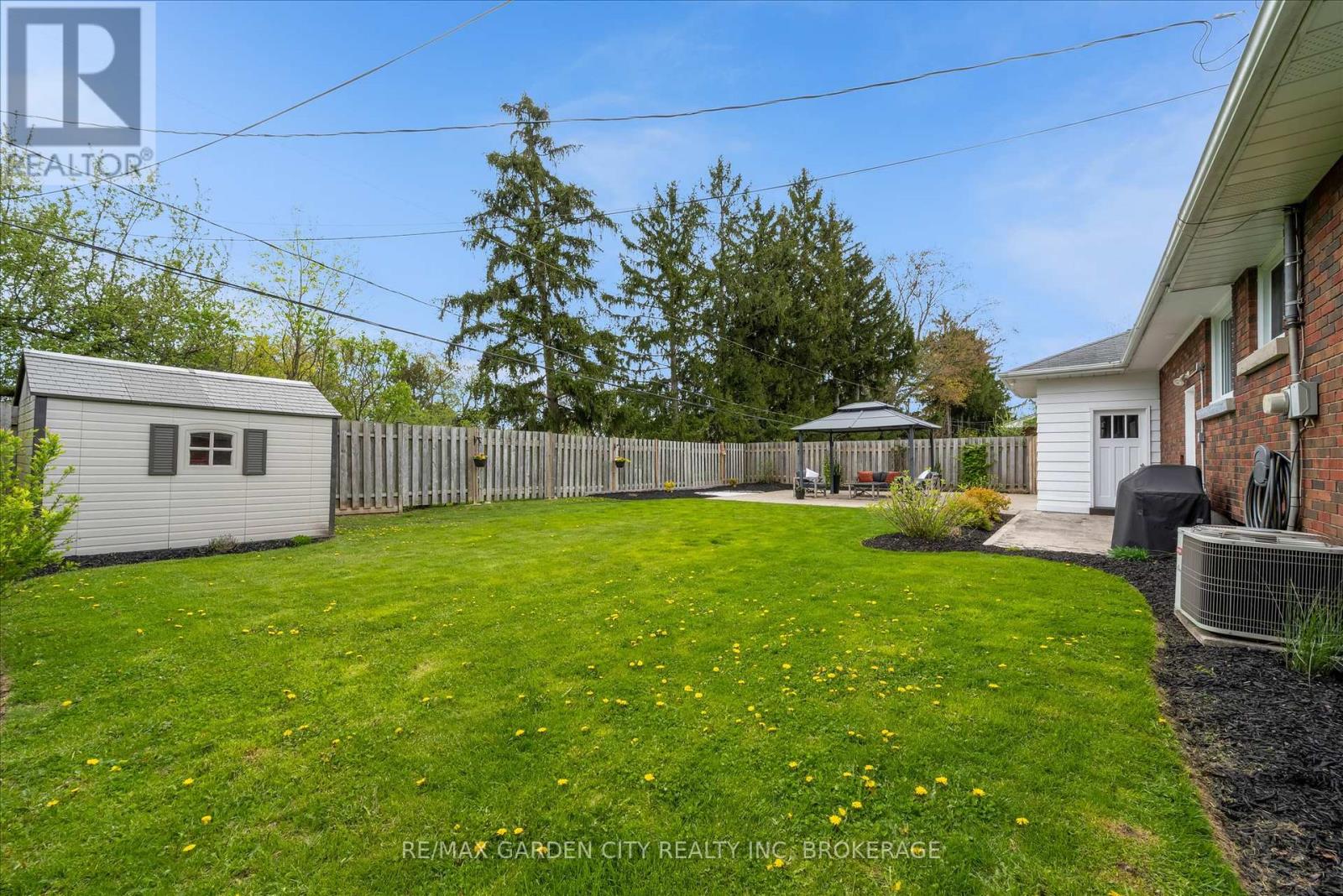 58 Diffin Drive, Welland, Ontario  L3C 2K1 - Photo 34 - X12134043