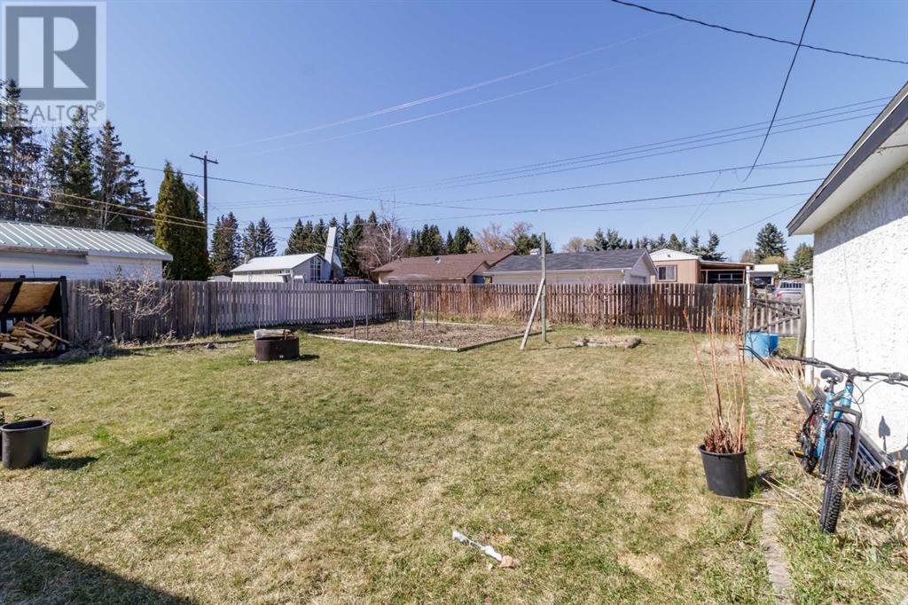 4852 51 Avenue, Eckville, Alberta  T0M 0X0 - Photo 26 - A2217813
