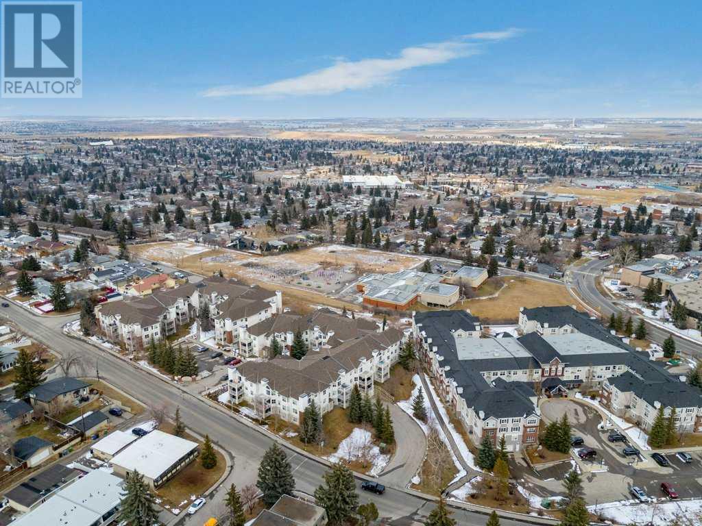 212, 6900 Hunterview Drive Nw, Calgary, Alberta  T2K 6K6 - Photo 32 - A2208590