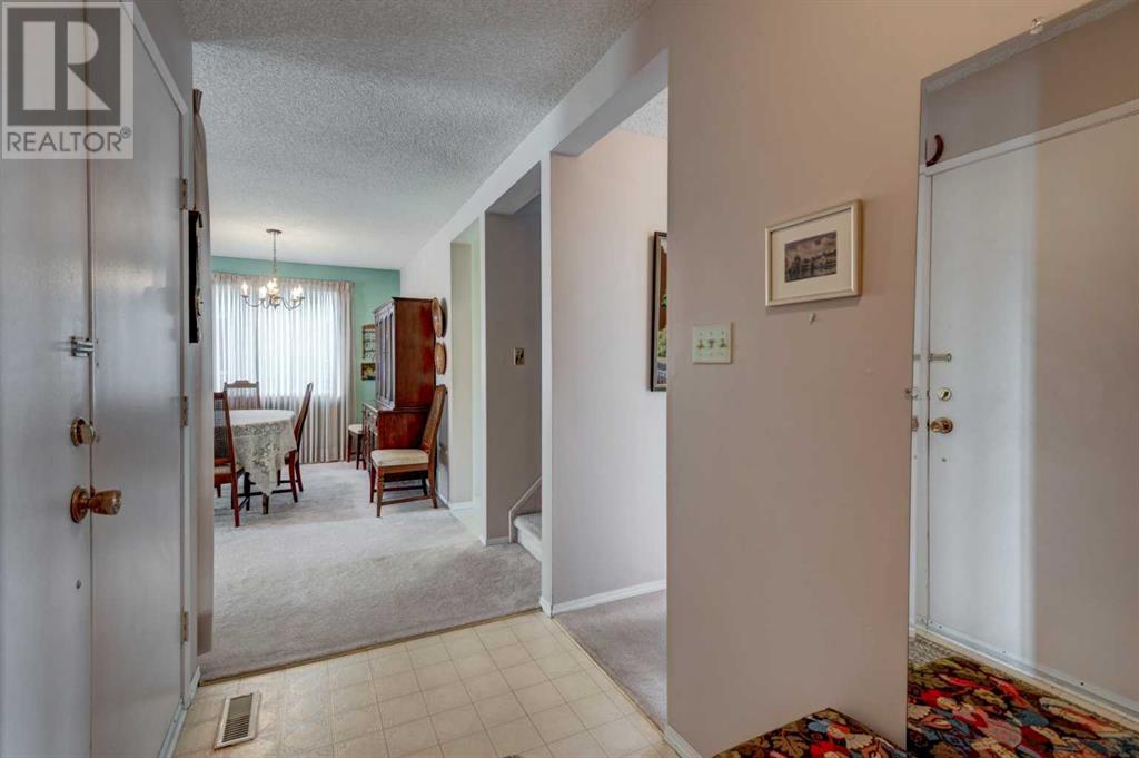 Property at 3124 107 Avenue SW image 2