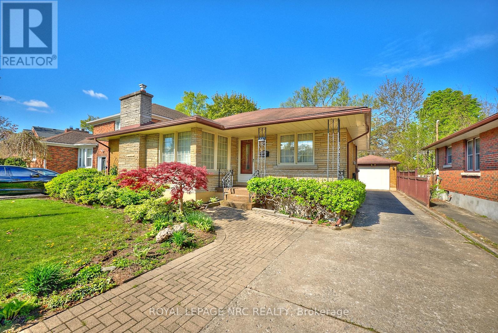 90 Glenridge Avenue, St. Catharines, Ontario  L2R 4X3 - Photo 1 - X12134391