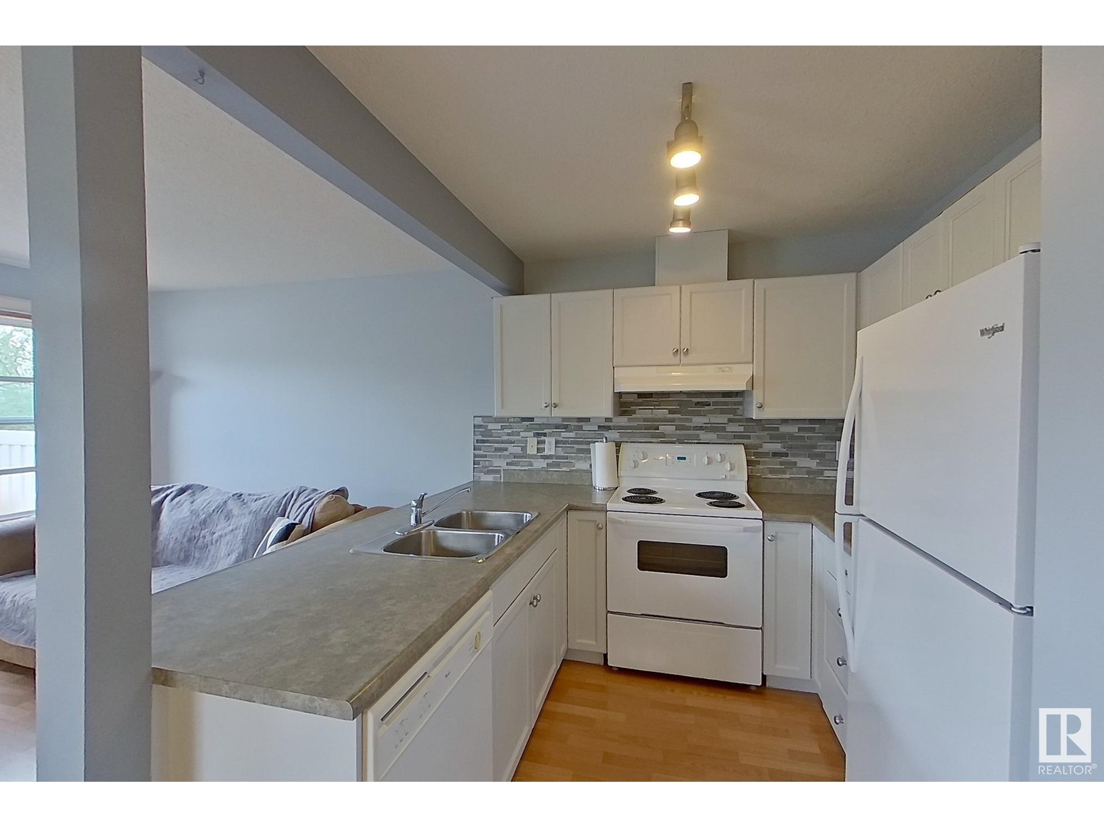 Property at #87 16823 84 ST NW image 4