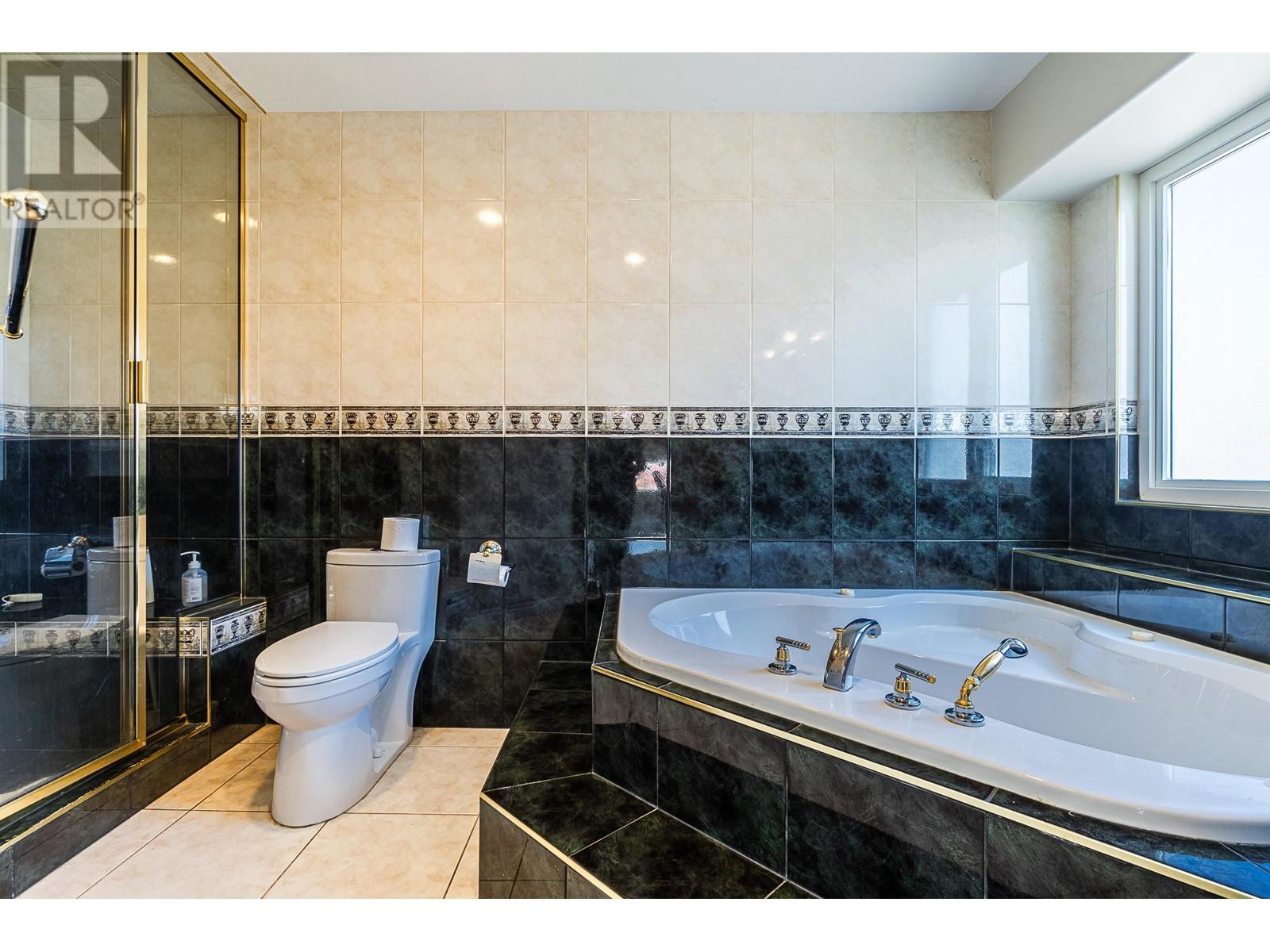7736 Jasper Crescent, Vancouver, British Columbia  V5P 3S9 - Photo 24 - R2995392