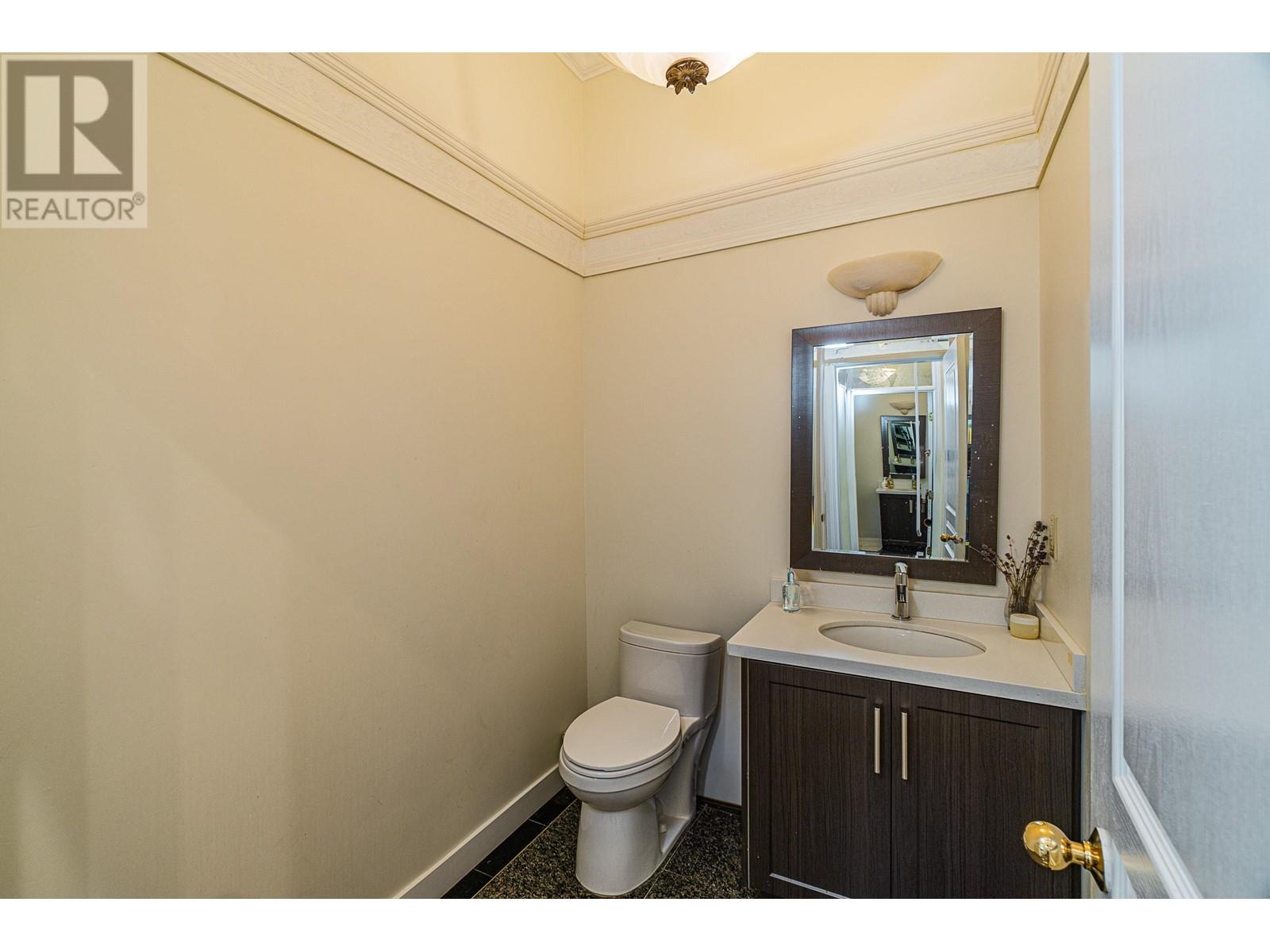 7736 Jasper Crescent, Vancouver, British Columbia  V5P 3S9 - Photo 9 - R2995392