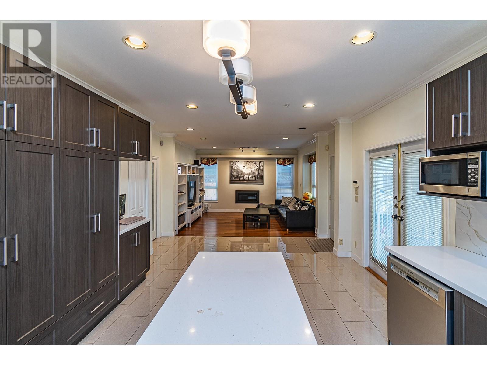 7736 Jasper Crescent, Vancouver, British Columbia  V5P 3S9 - Photo 16 - R2995392