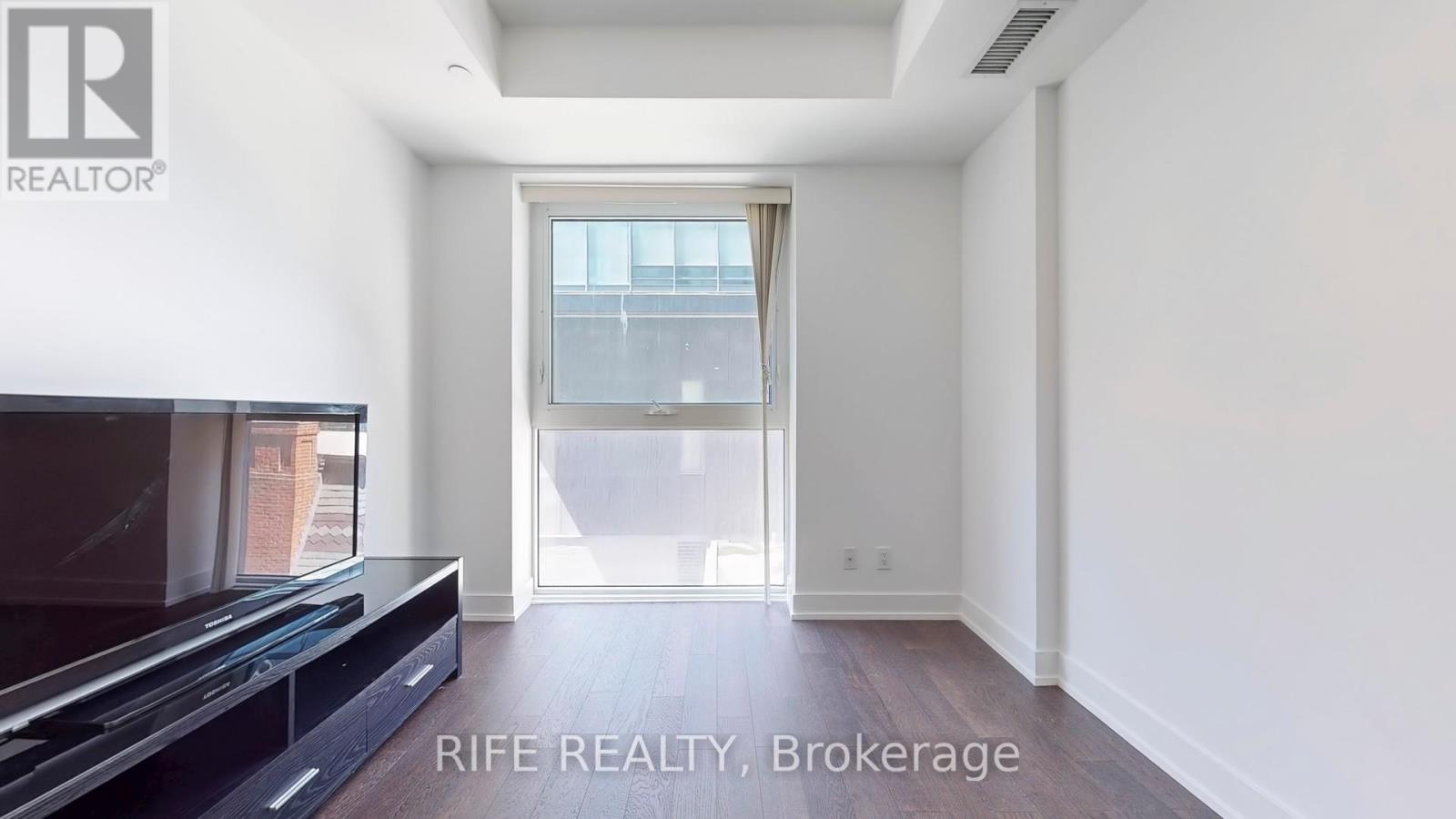 519 - 7 Grenville Street, Toronto, Ontario  M4Y 1A1 - Photo 3 - C12134152