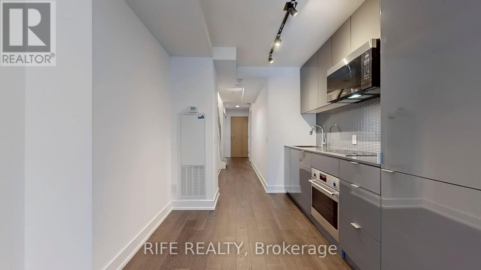 519 - 7 Grenville Street, Toronto, Ontario  M4Y 1A1 - Photo 8 - C12134152