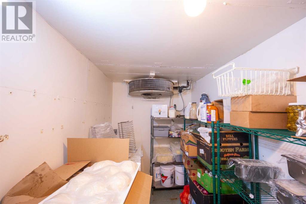 123 Pizza Avenue Sw, Calgary, Alberta  T2R 1B8 - Photo 9 - A2217963