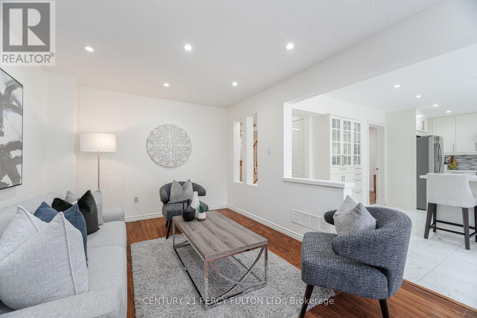 269 Hoover Drive, Pickering (Rougemount), Ontario  L1V 5R9 - Photo 12 - E12134107