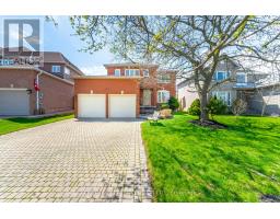269 HOOVER DRIVE, Pickering, Ontario