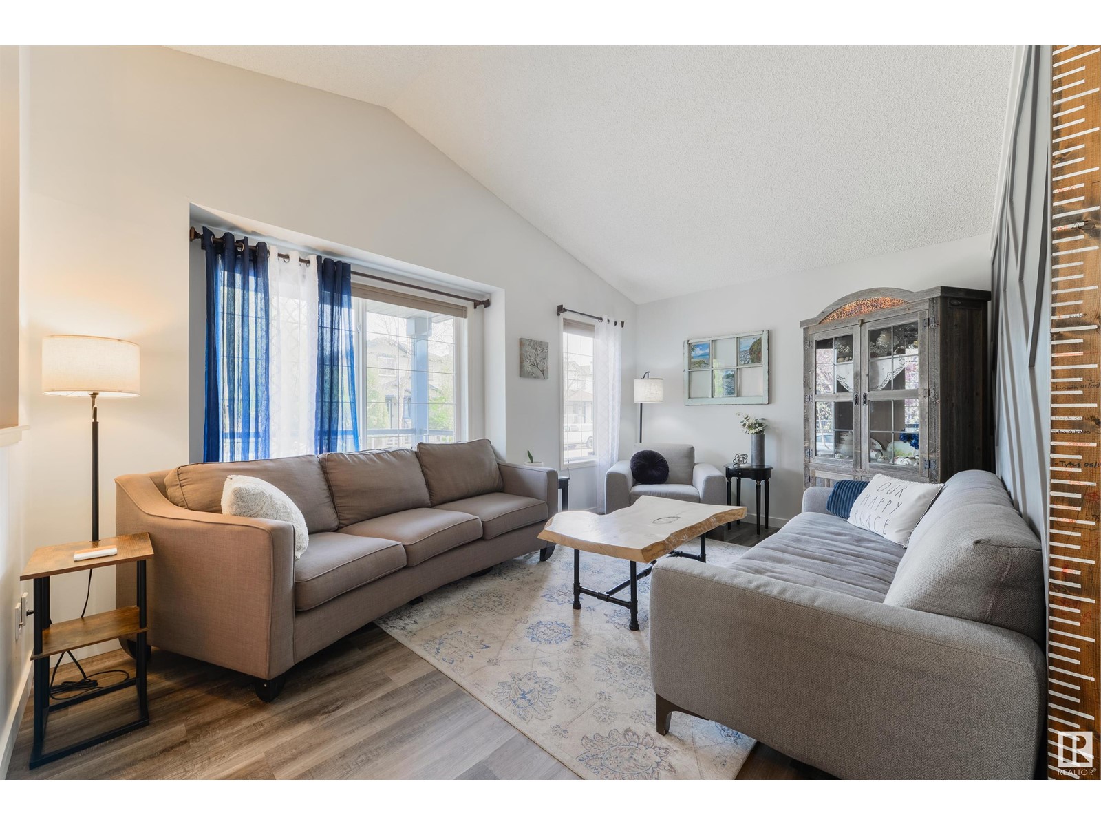 5868 SUTTER PL NW, edmonton, Alberta