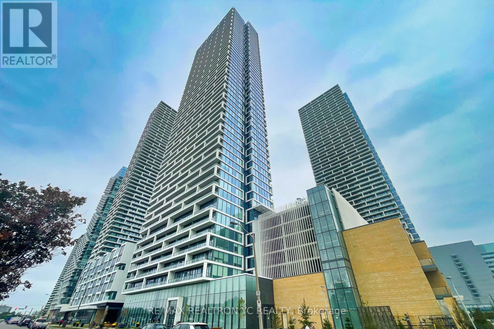 5202 - 898 PORTAGE PARKWAY, vaughan (vaughan corporate centre), Ontario