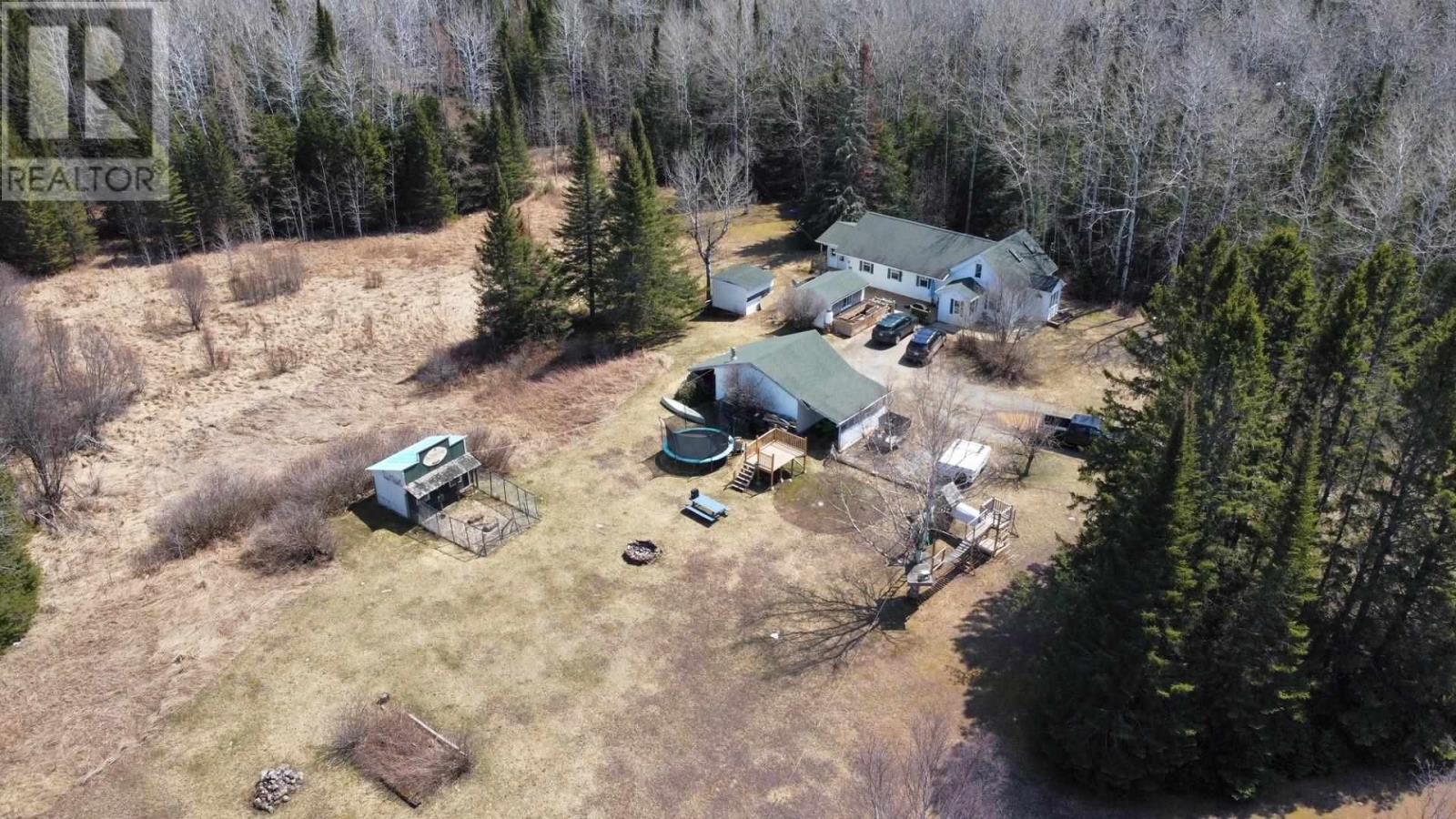 6916 Mapleward Rd, Thunder Bay, Ontario  P7G 2J9 - Photo 34 - TB251039