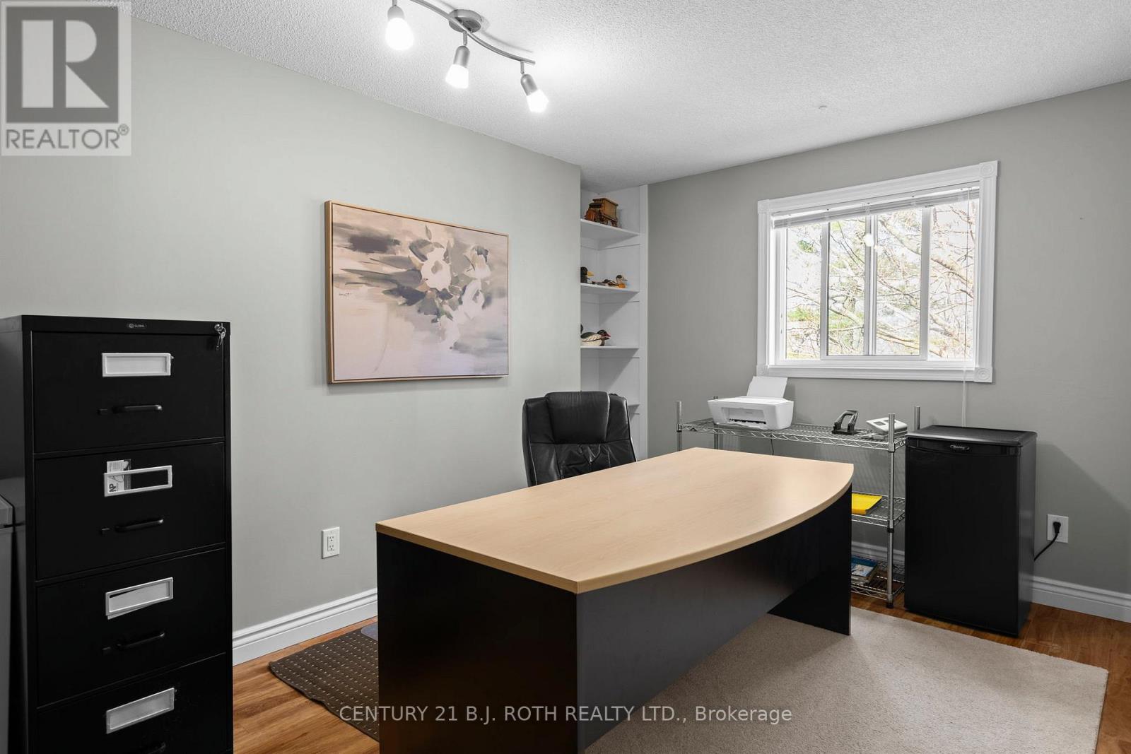 18 Irwin Drive, Barrie, Ontario  L4N 7A6 - Photo 20 - S12134210