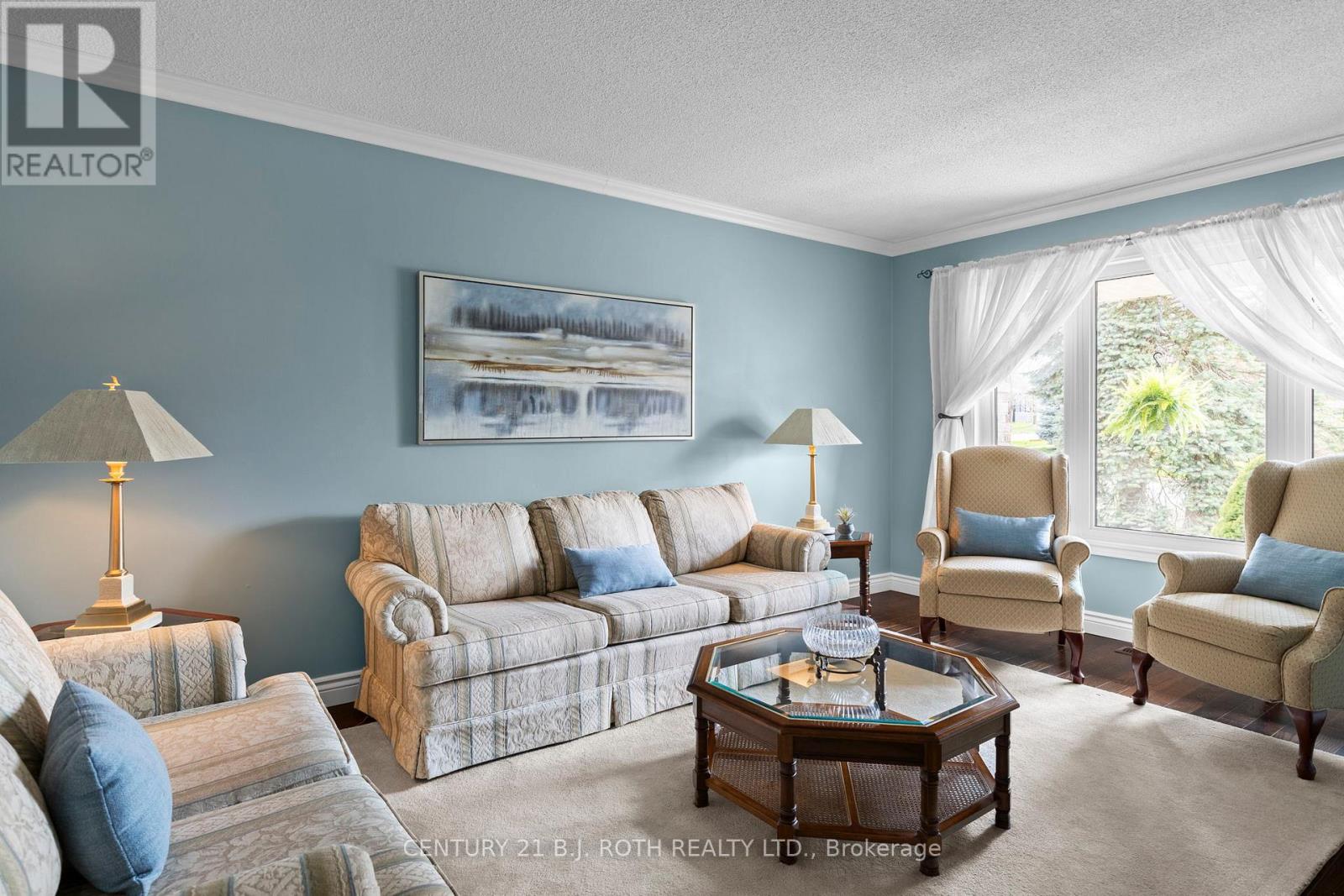 Property at 18 IRWIN DRIVE image 3