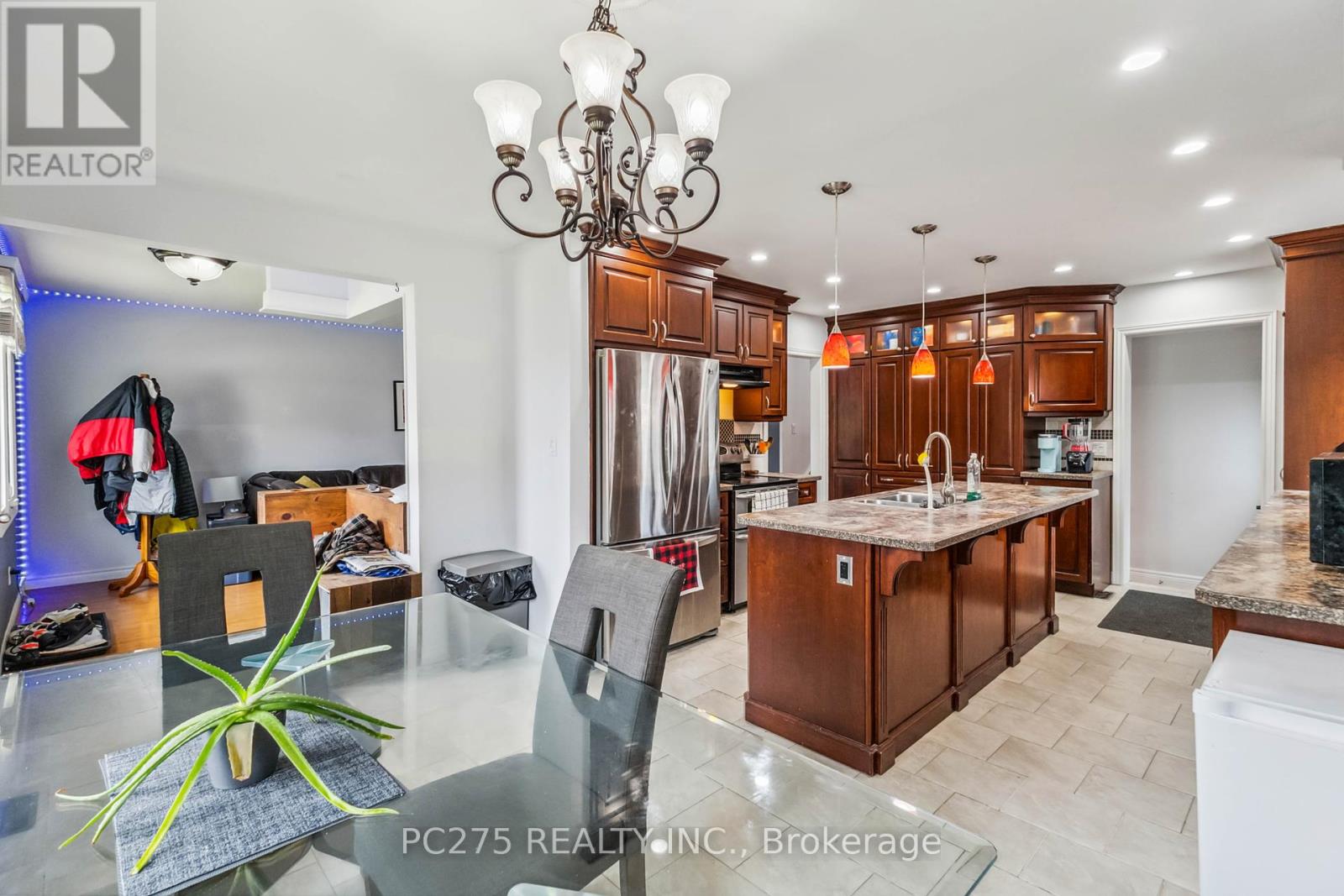 221 Admiral Drive, London East, Ontario  N5V 1H9 - Photo 10 - X12134439