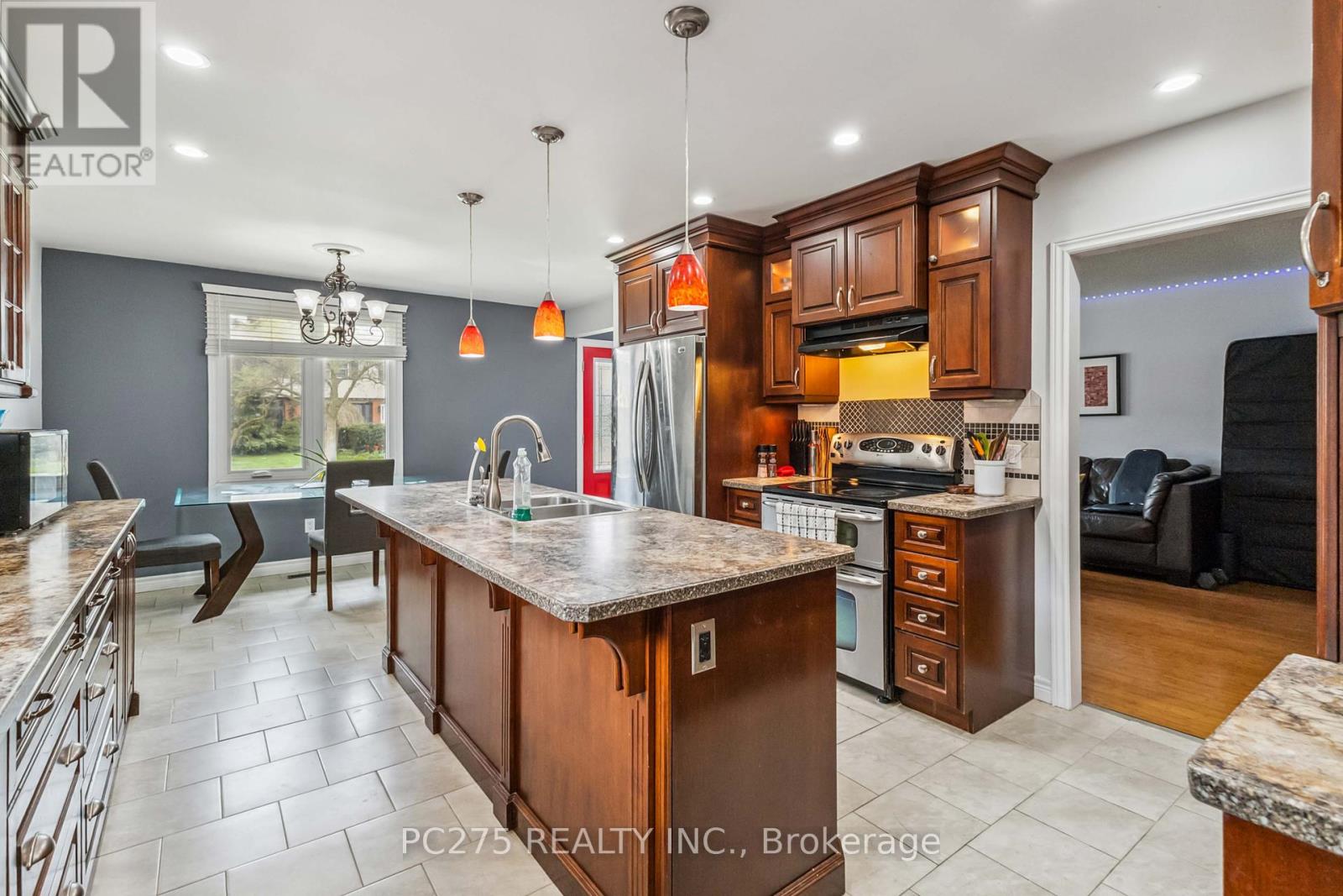 221 Admiral Drive, London East, Ontario  N5V 1H9 - Photo 13 - X12134439
