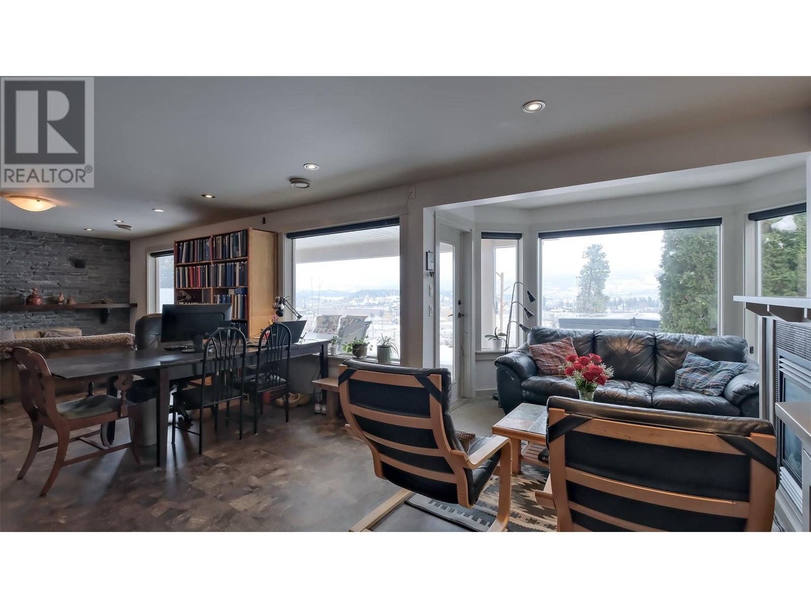 2377 Silver Place, Kelowna, British Columbia  V1V 1M9 - Photo 12 - 10347014