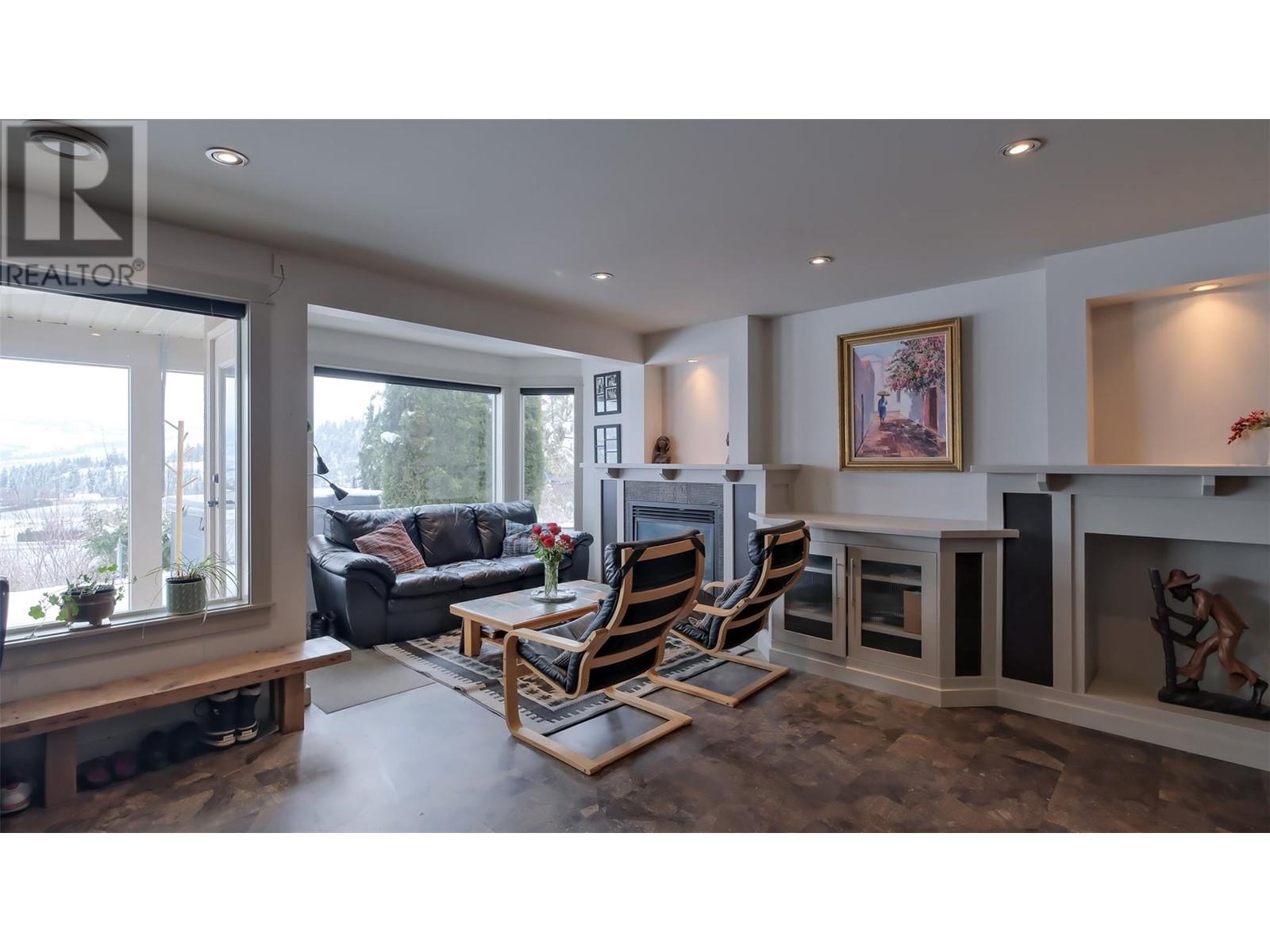 2377 Silver Place, Kelowna, British Columbia  V1V 1M9 - Photo 10 - 10347014